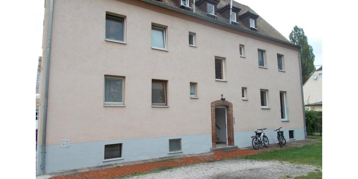 Dachgeschoßwohnung Neukieritzsch - 3 Zimmer, 46 m&sup2;, 360&euro; | Angebot:25305136