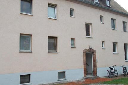 Wohnung Neukieritzsch - 3 Zimmer, 46 m&sup2;, 360&euro; | Angebot:25305136