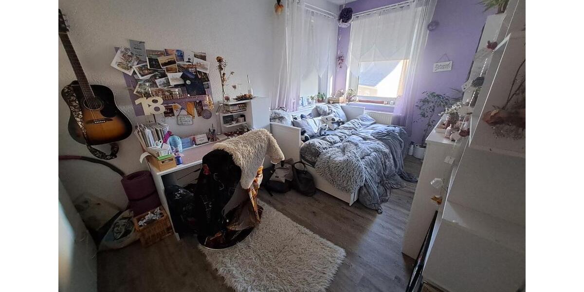 Etagenwohnung Aue-Bad Schlema Bad Schlema - 4 Zimmer, 91 m&sup2;, 530&euro; | Angebot:25017238