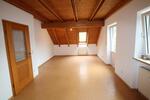 Dachgeschoßwohnung Zell - 3 Zimmer, 73 m&sup2;, 482&euro; | Angebot:26489973
