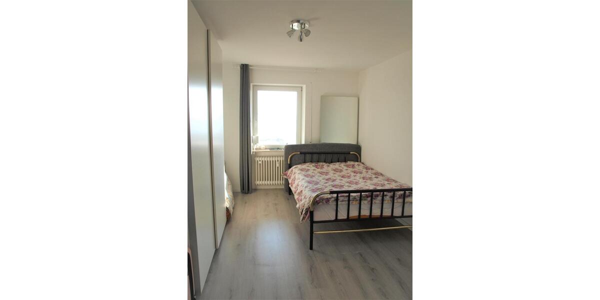 Wohnen auf Zeit Ihrlerstein - 4 Zimmer, 150 m&sup2;, 17&euro; | Angebot:25562922