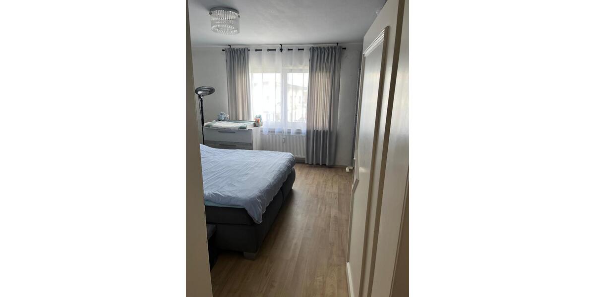 Etagenwohnung Rheinböllen - 4 Zimmer, 92 m&sup2;, 700&euro; | Angebot:26660711
