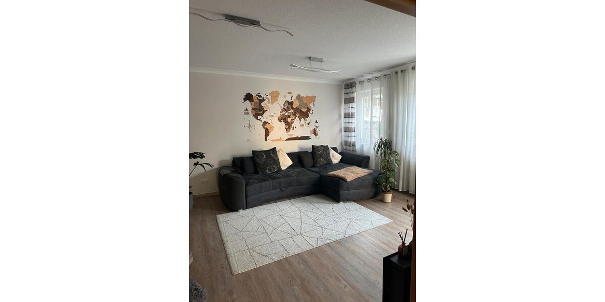 Erdgeschoßwohnung Deggendorf - 4 Zimmer, 80 m&sup2;, 980&euro; | Angebot:26039138