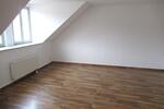 Etagenwohnung Werdau - 3 Zimmer, 76 m&sup2;, 440&euro; | Angebot:26477175