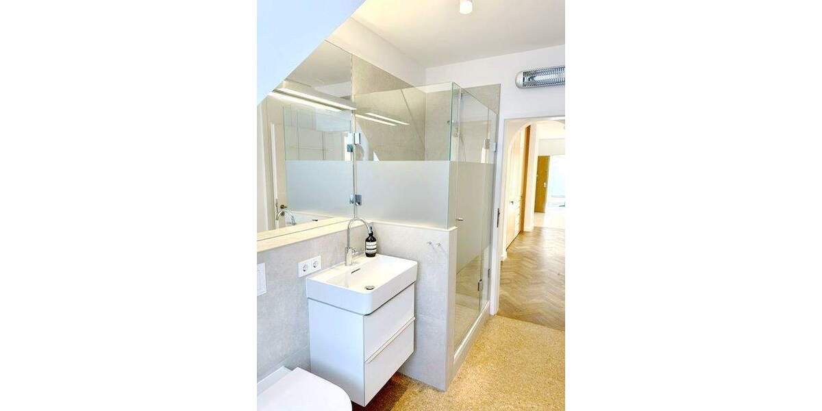 Etagenwohnung Nürnberg Maxfeld - 4 Zimmer, 174 m&sup2;, 2.575&euro; | Angebot:26017782