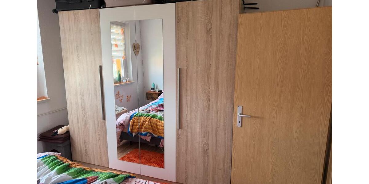 Etagenwohnung Mühlhausen (Thüringen) - 4 Zimmer, 74 m&sup2;, 750&euro; | Angebot:26254050