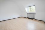 Charmante Dachgeschosswohnung in Zentraler Lage von Neuss 2 zimmer
