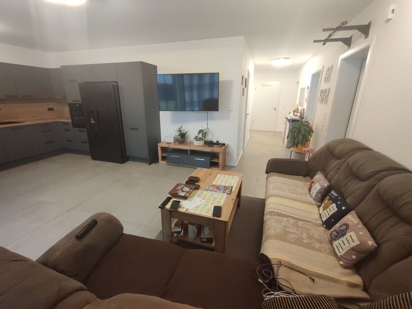 Moderne, barrierefreie Erdgeschoßwohnung mit 3,5 Zimmern im Luftkurort Hümmerich - provisionsfrei!