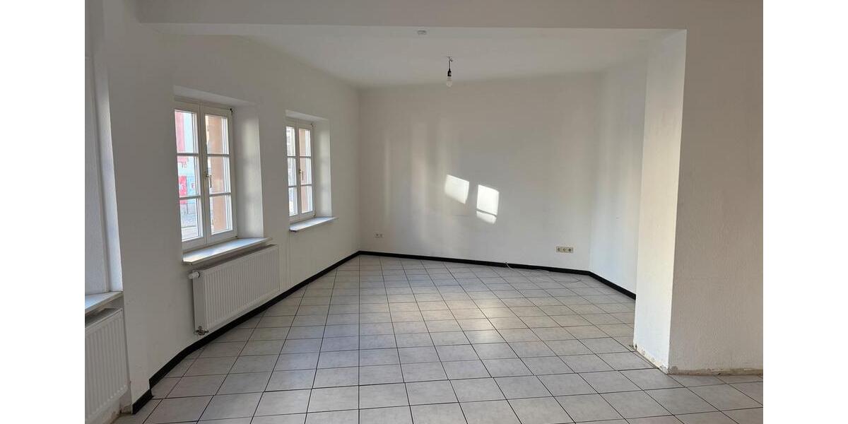 Etagenwohnung Landau in der Pfalz - 5 Zimmer, 125 m&sup2;, 1.200&euro; | Angebot:24467106
