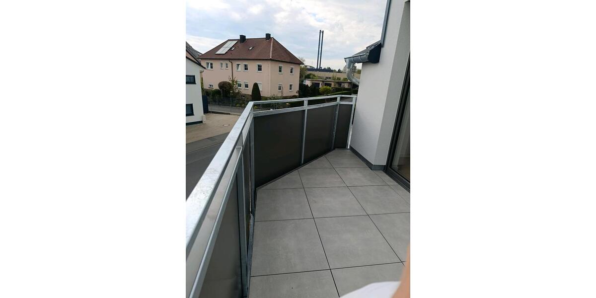 Dachgeschoßwohnung Gerbrunn - 3 Zimmer, 60 m&sup2;, 550&euro; | Angebot:26247659