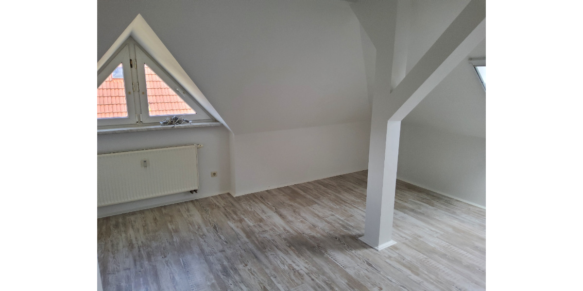 Etagenwohnung Senftenberg - 3 Zimmer, 65 m&sup2;, 470&euro; | Angebot:25837707