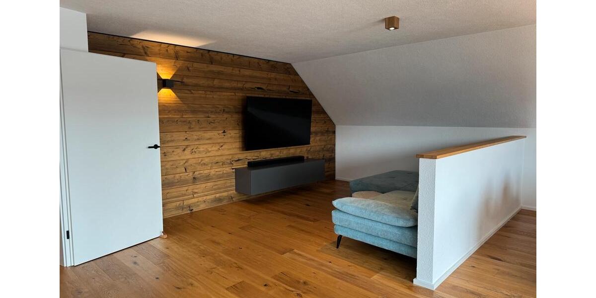 Dachgeschoßwohnung Auenwald - 4 Zimmer, 133 m&sup2;, 1.490&euro; | Angebot:26288235