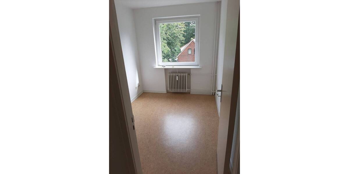 Terrassenwohnung Hamburg Farmsen-Berne - 2 Zimmer, 65 m&sup2;, 750&euro; | Angebot:26751072