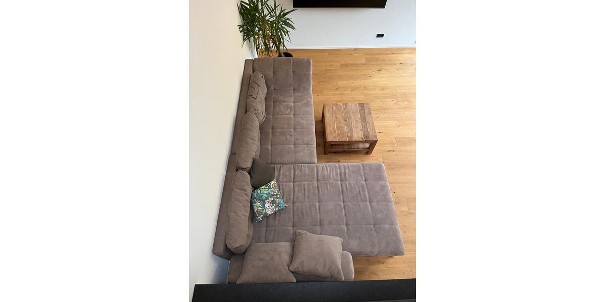 Etagenwohnung Kleines Wiesental - 4 Zimmer, 180 m&sup2;, 1.800&euro; | Angebot:25963190