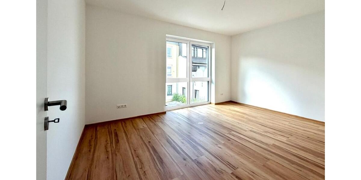 Etagenwohnung Kastellaun - 3 Zimmer, 104 m&sup2;, 1.080&euro; | Angebot:25570650