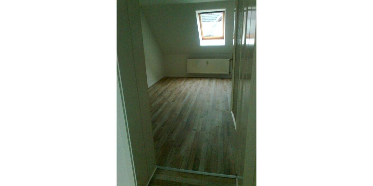 Dachgeschoßwohnung Lübtheen - 3 Zimmer, 75 m&sup2;, 480&euro; | Angebot:26463574