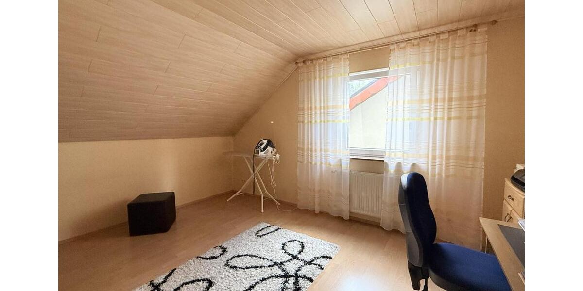 Moderne 4-ZKB-Wohnung mit Sauna, Balkon und Einbauküche 4 zimmer