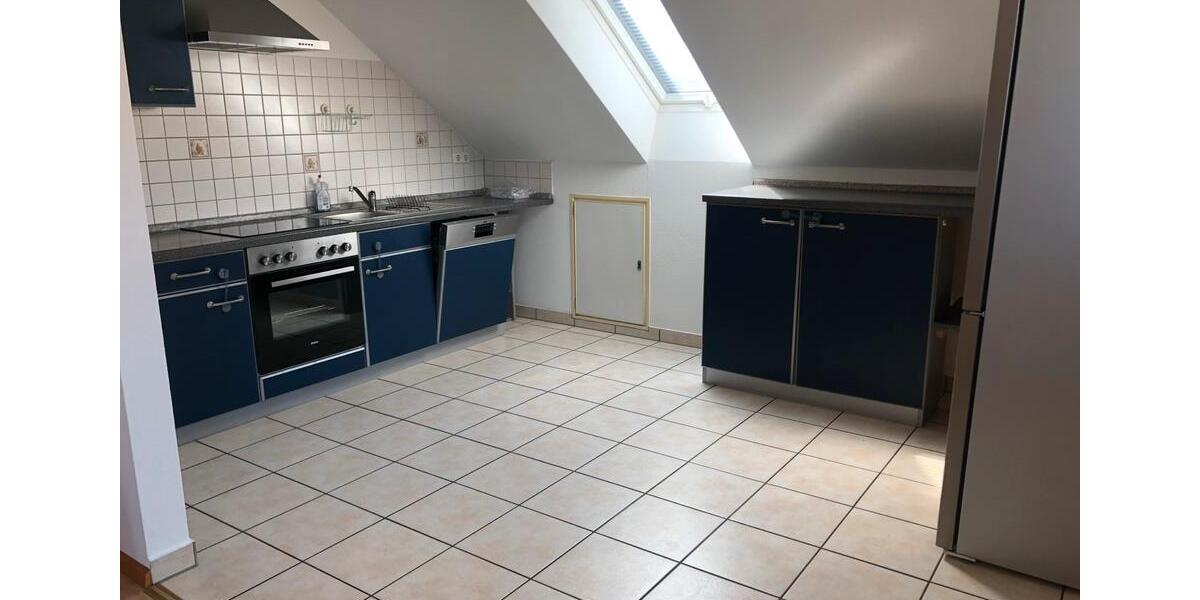 Dachgeschoßwohnung Bad Krozingen - 3 Zimmer, 75 m&sup2;, 1.075&euro; | Angebot:26569611