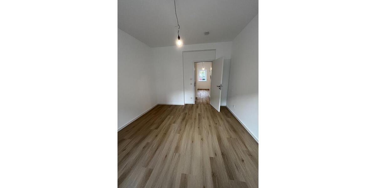 Erdgeschoßwohnung Baden-Baden Lichtental - 3 Zimmer, 79 m&sup2;, 1.250&euro; | Angebot:24867043