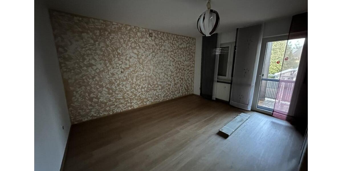 Etagenwohnung Plattling - 3 Zimmer, 85 m&sup2;, 760&euro; | Angebot:25650907