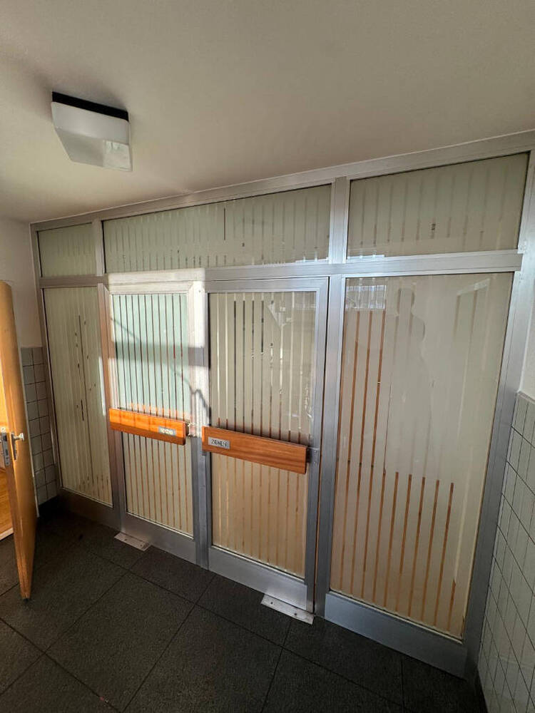 2 möblierte Büroräume (je 12?m²) in Saarbrücken - All-in-Miete