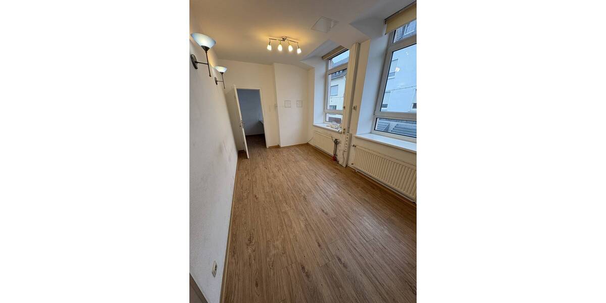 Gewerbeobjekt Dillingen - 1 Zimmer, 90 m&sup2;, 2.060&euro; | Angebot:26081202