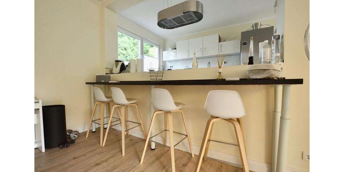 Wohnen auf Zeit Willich - 5 Zimmer, 150 m&sup2;, 3.350&euro; | Angebot:26495393