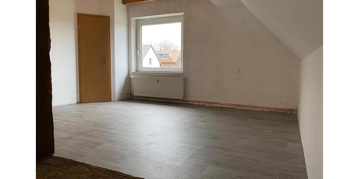 Dachgeschoßwohnung Tappenbeck - 2 Zimmer, 50 m&sup2;, 540&euro; | Angebot:26067757