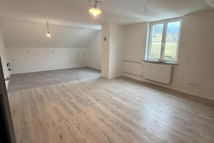 Wohnung Blumberg - 3 Zimmer, 72 m&sup2;, 700&euro; | Angebot:25393854