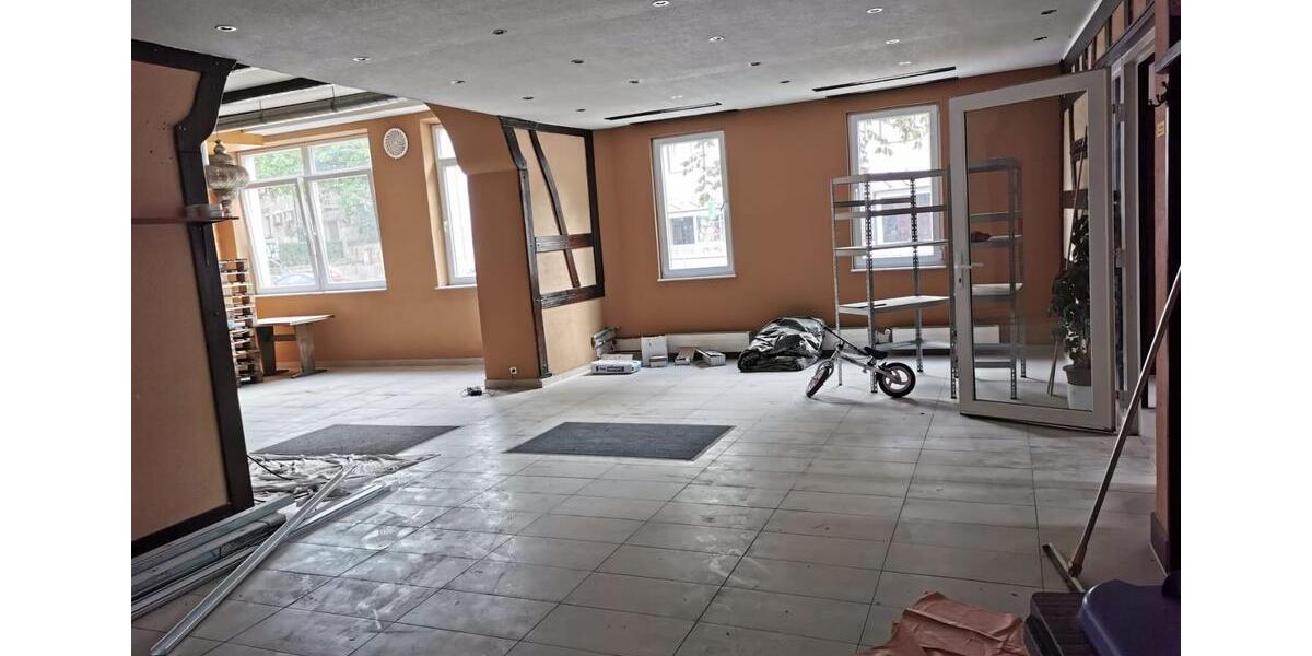 Gastronomie im Zentrum von DETTINGEN ERMS zimmer