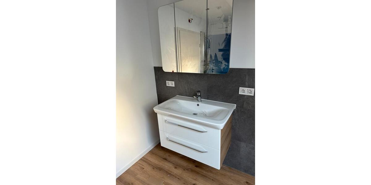 Mietwohnung zu vermieten – ca. 70 m²,modern & saniert zimmer