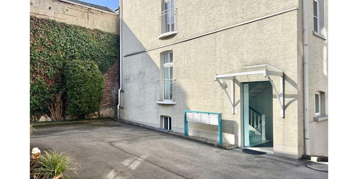 Etagenwohnung Detmold Innenstadt - 2 Zimmer, 69 m&sup2;, 600&euro; | Angebot:25694608