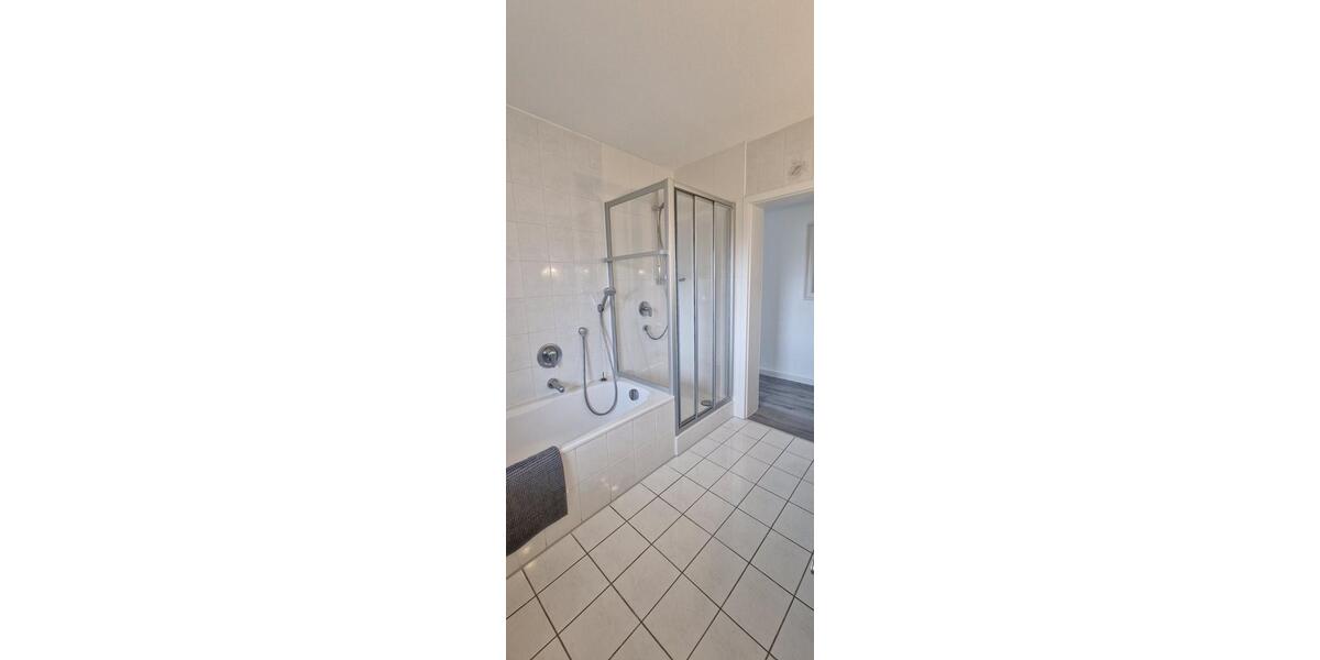 Wohnen auf Zeit Reutlingen Reutlingen (Kernstadt) - 1 Zimmer, 10 m&sup2;, 490&euro; | Angebot:25832164