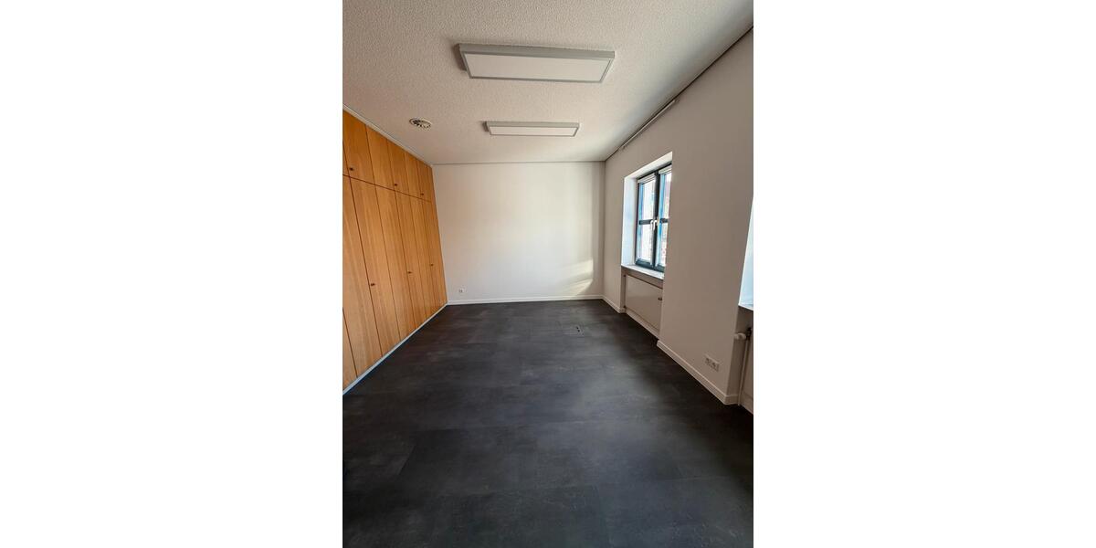 Gewerbeobjekt Bensheim - 1.890&euro; | Angebot:26042611