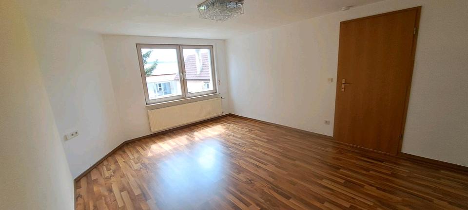 Erdgeschoßwohnung Heuchlingen - 2 Zimmer, 79 m&sup2;, 800&euro; | Angebot:26514907