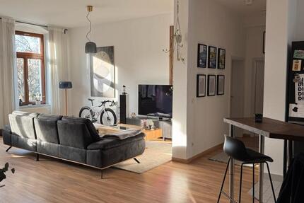 Stilvolle 3-Zimmer-Altbauwohnung mit offenem Wohnkonzept 3 zimmer