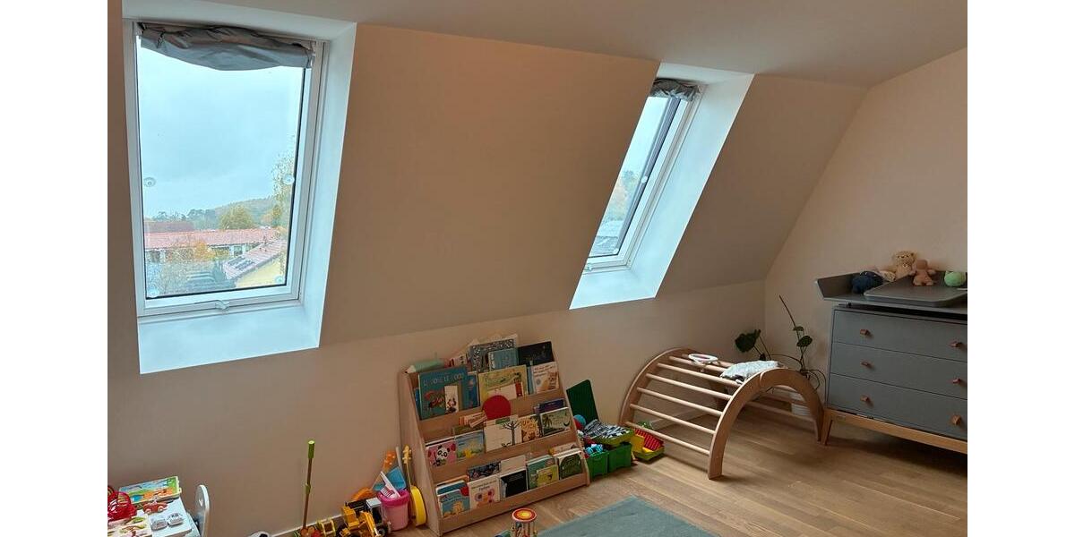 Neuwertige Vier-Zimmer-Wohnung mit Blick ins Grüne 4 zimmer