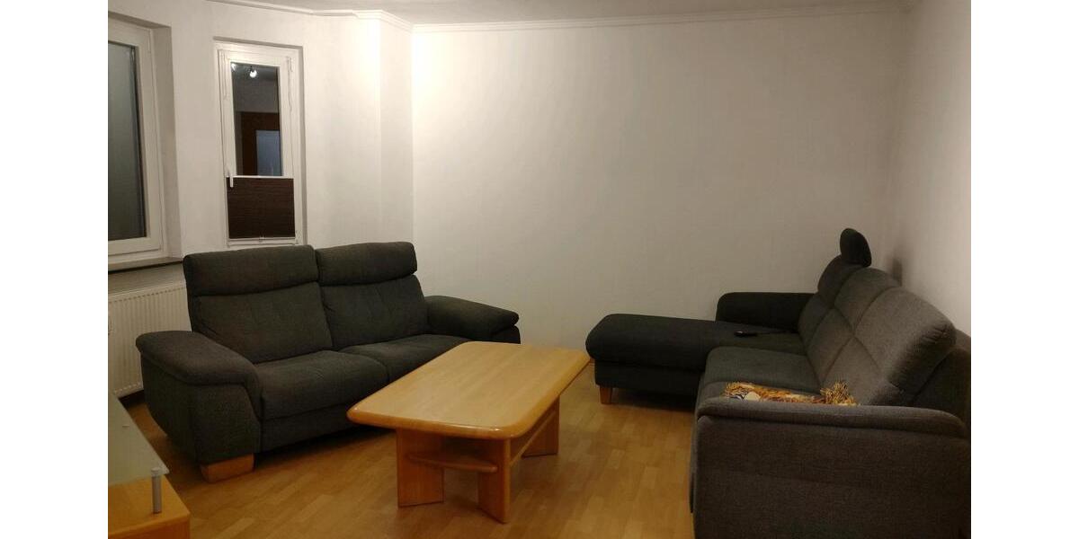 Etagenwohnung Bremerhaven Schiffdorferdamm - 2 Zimmer, 80 m&sup2;, 1.500&euro; | Angebot:25172349