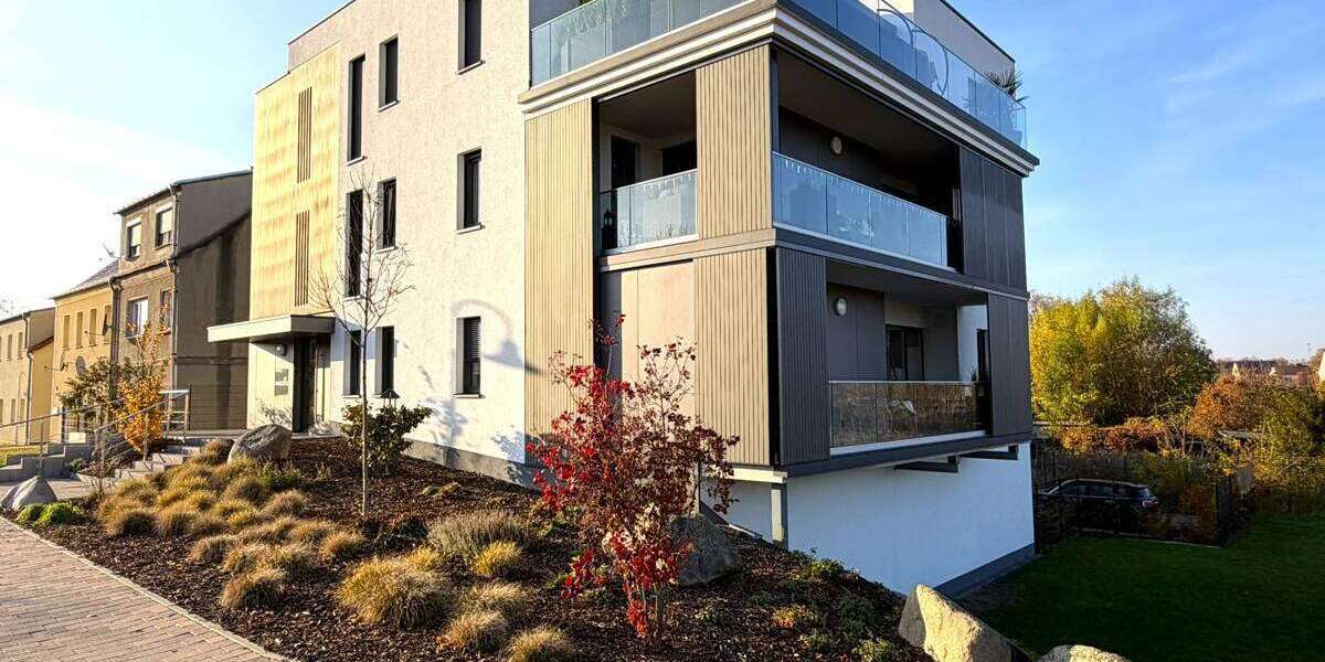 Etagenwohnung Bitterfeld-Wolfen Wolfen - 3 Zimmer, 139 m&sup2;, 1.390&euro; | Angebot:27292061