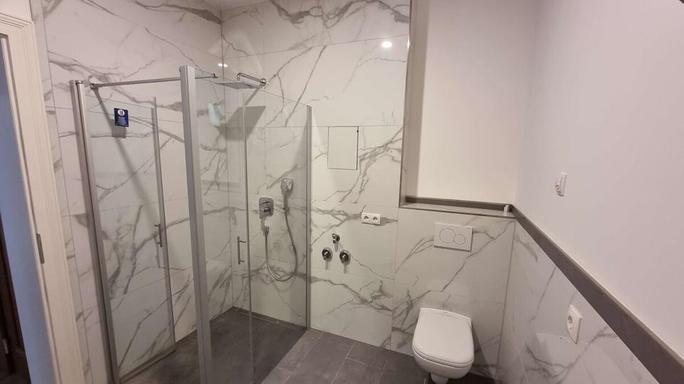 Erdgeschoßwohnung Görlitz - 3 Zimmer, 74 m&sup2;, 698&euro; | Angebot:24121553