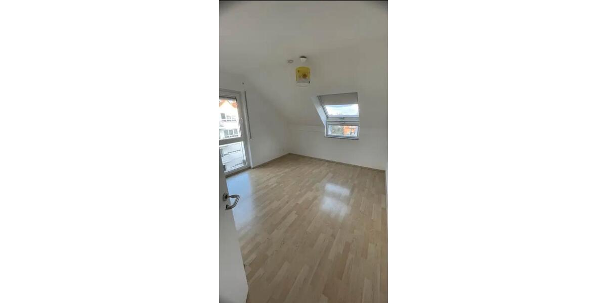Etagenwohnung Kriftel - 3 Zimmer, 77 m&sup2;, 1.400&euro; | Angebot:26105058