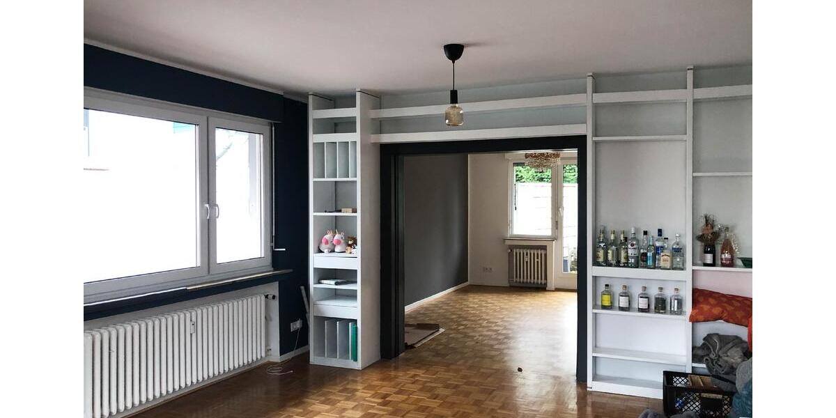 Schöne Wohnung im 1. OG mit Sonnenbalkon für 2 Personen 3 zimmer