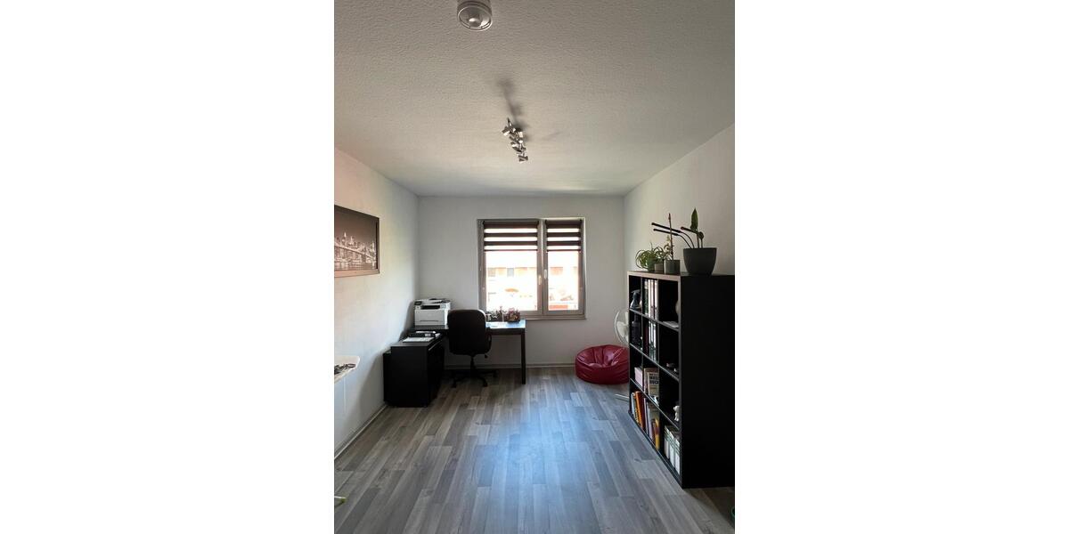 Etagenwohnung Neuruppin - 3 Zimmer, 89 m&sup2;, 660&euro; | Angebot:26599611