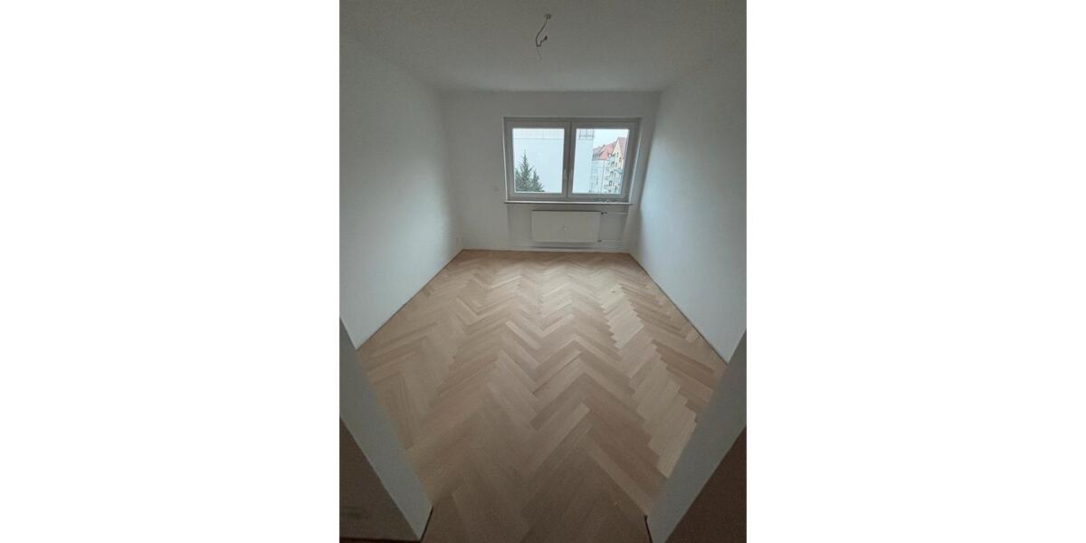 Etagenwohnung Nürnberg Gibitzenhof - 4 Zimmer, 138 m&sup2;, 2.750&euro; | Angebot:24699422