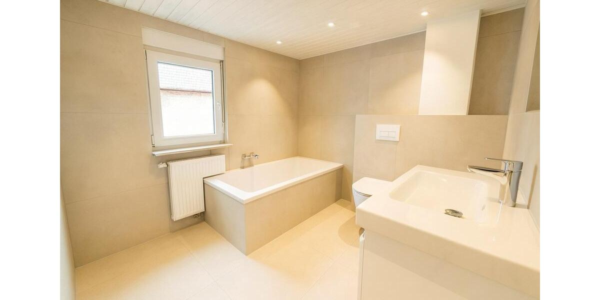 Doppelhaushälfte Münzenberg - 5 Zimmer, 150 m&sup2;, 1.300&euro; | Angebot:24521915