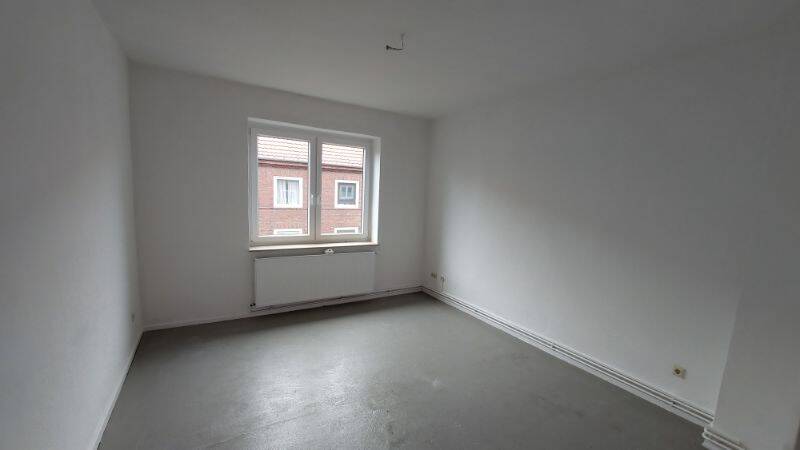 Etagenwohnung Bremerhaven Geestemünde - 2 Zimmer, 58 m&sup2;, 400&euro; | Angebot:26162017