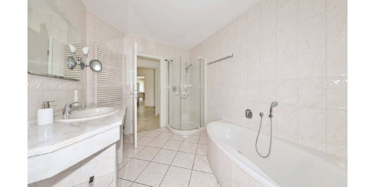 Einfamilienhaus Schortens-Middelsfähr Ostiem - 4 Zimmer, 119 m&sup2;, 1.200&euro; | Angebot:26731319