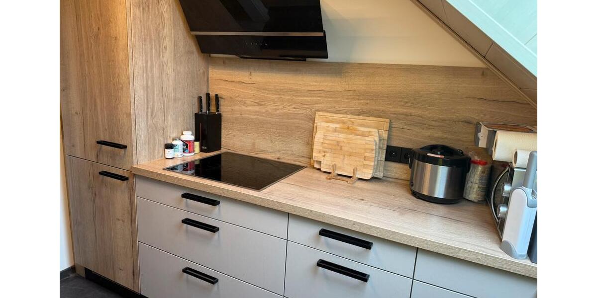 Dachgeschoßwohnung Münsterhausen - 4 Zimmer, 91 m&sup2;, 925&euro; | Angebot:26040568