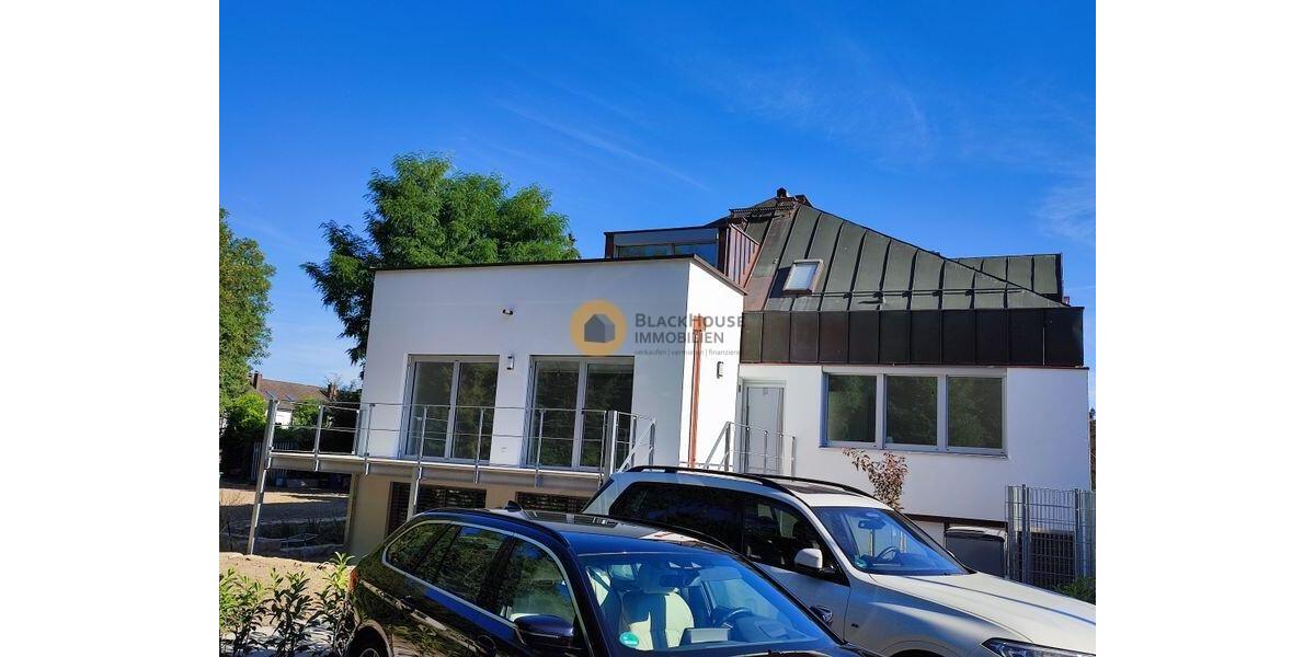 Dachgeschoßwohnung Ingolstadt Südost - 6 Zimmer, 187 m&sup2;, 2.400&euro; | Angebot:24494397