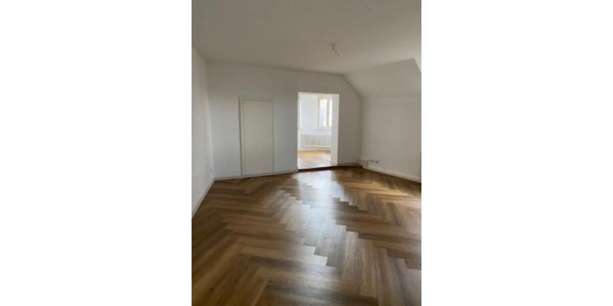 Dachgeschoßwohnung Minden - 2.5 Zimmer, 75 m&sup2;, 595&euro; | Angebot:25448315